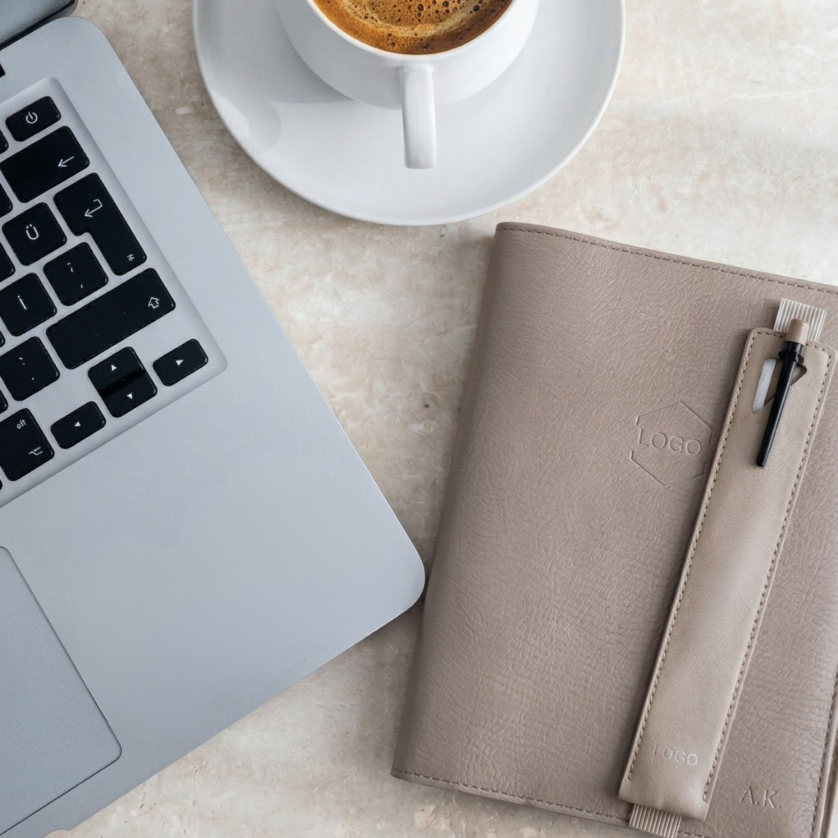 VAULT | Premium Stiftetui